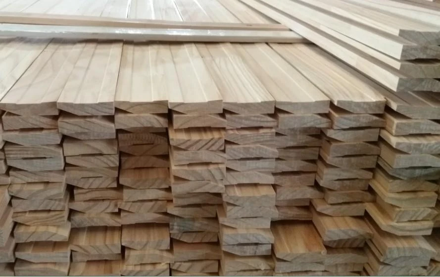 Materiale delle modanature a metà allargate