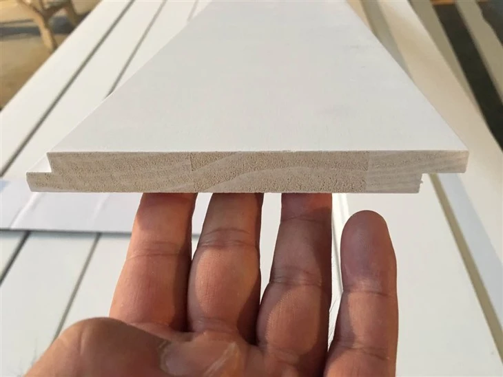 Pannello da parete in legno primerizzato bianco di prima classe